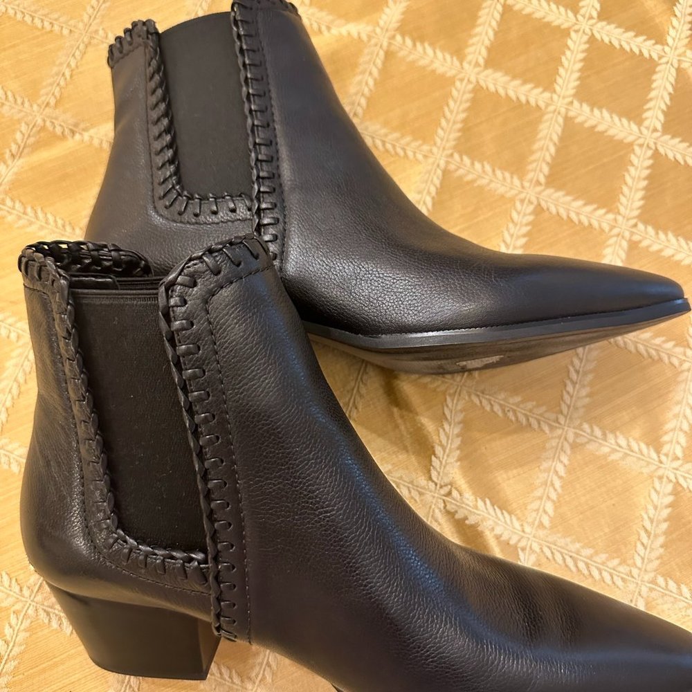 Michael  Michael Kors Women's Booties